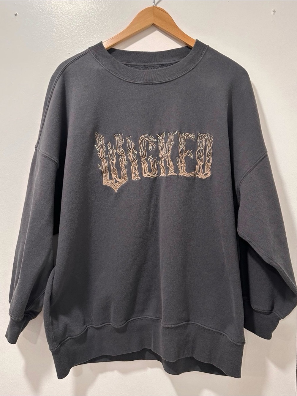 Abercrombie & Fitch Wicked Oversized Sunday Crew - Size Extra Large
